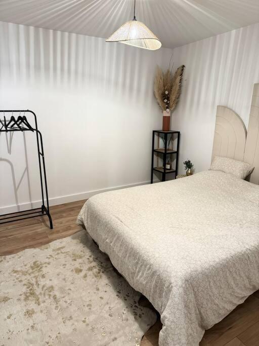 Appartement Eloi - 1 Chambre Мон дьо Марсан Екстериор снимка